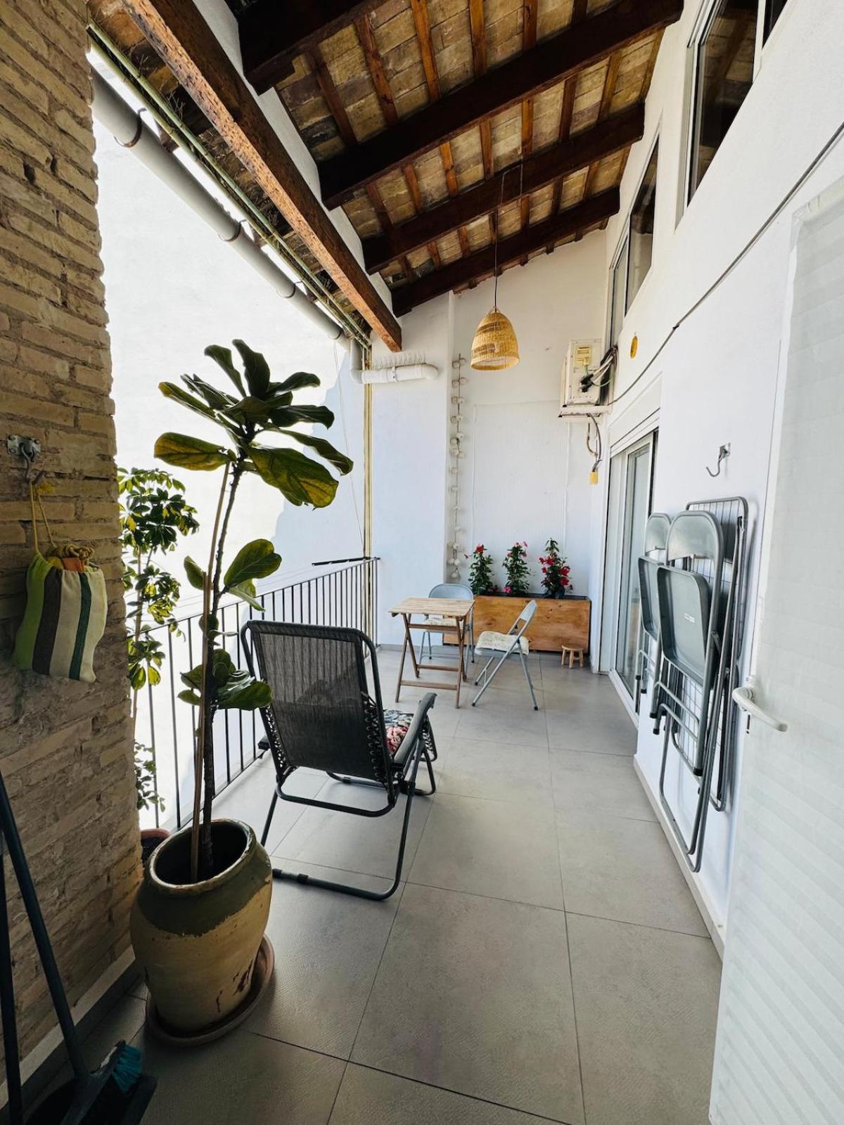 Stylish Penthouse With Terrace Apartment *